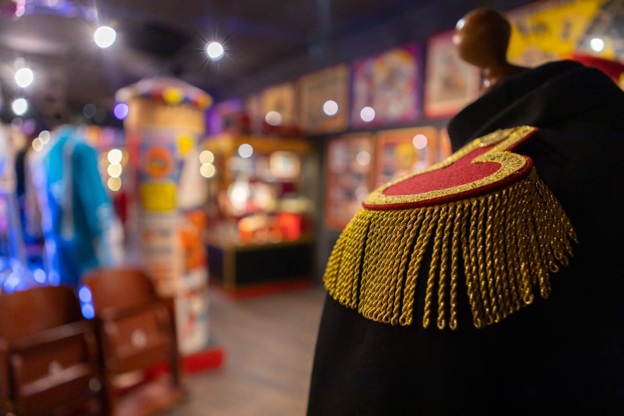 Besucher im Museum