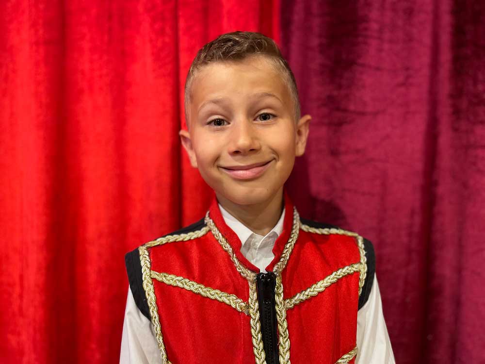 Julian Swatosch, Austria's Youngest Magician