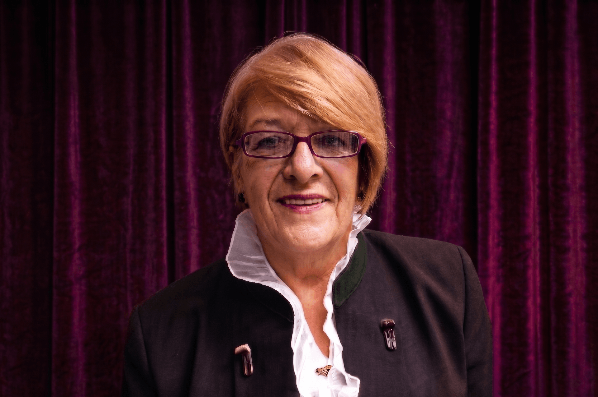 Nora Hasenbichler, Visitor Support